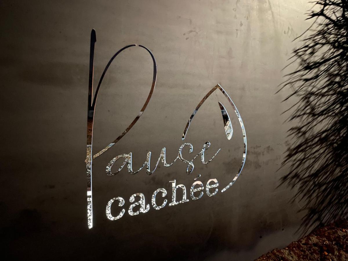 Отель Pause Cachee Walhain-Saint-Paul Экстерьер фото